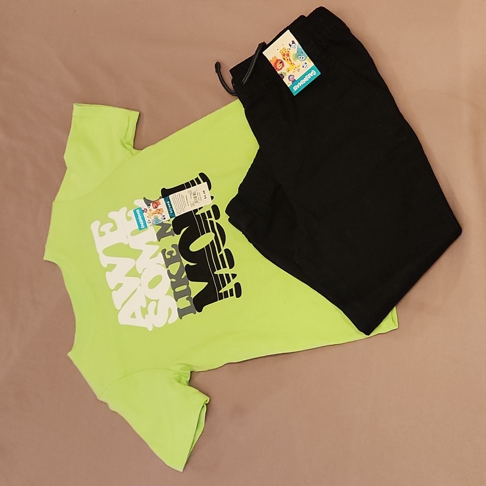Bundle 3 shirts 1 pair of pants all 5T